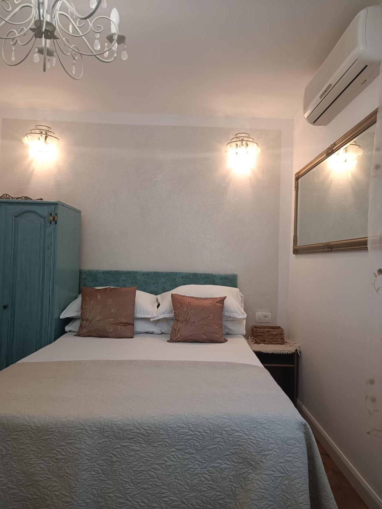 Apartment Golden Sunrise - 4 Ul.Petra Svacica11 바스카보다 외부 사진