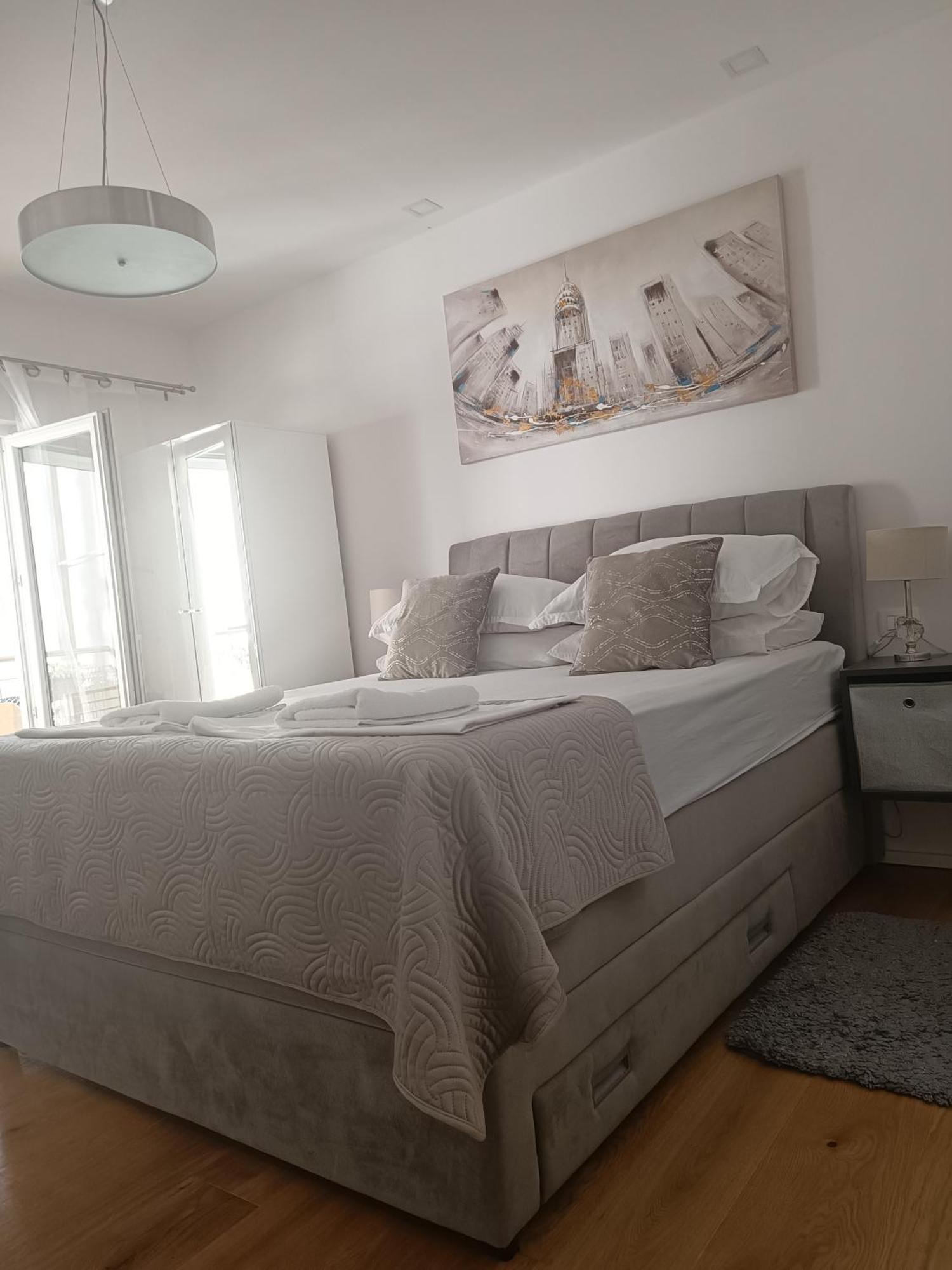 Apartment Golden Sunrise - 4 Ul.Petra Svacica11 바스카보다 외부 사진